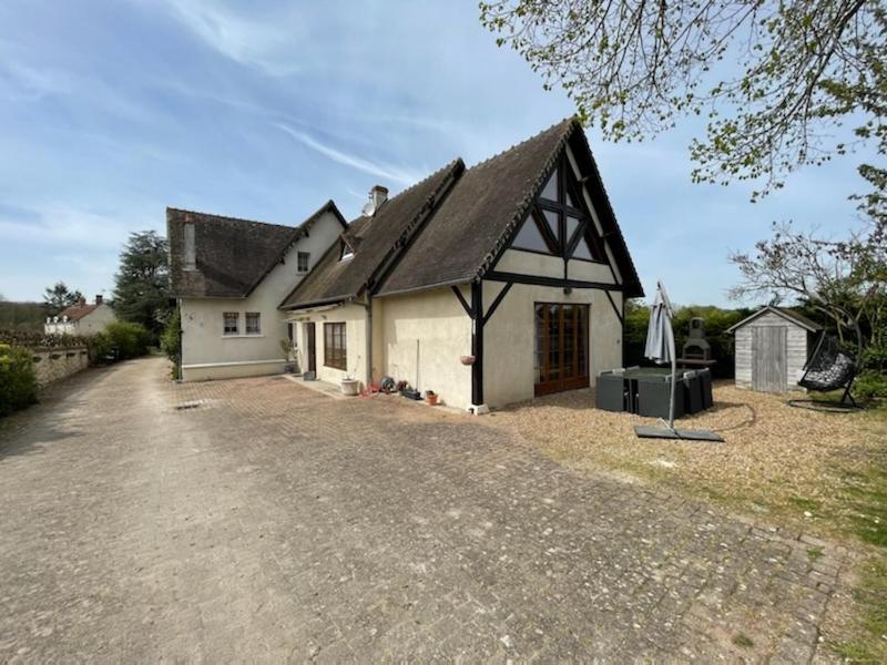 Le Gite De Poulas Couffy Exterior photo